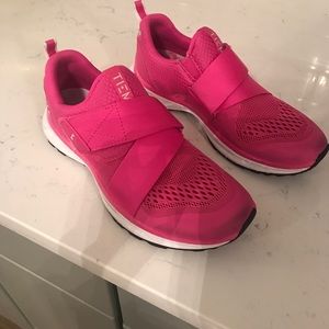 TIEM cycle shoes